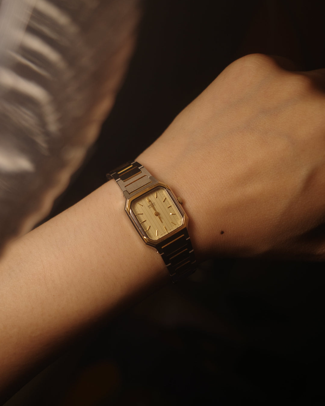 1982 Seiko small tank santo like quartz watch 1221 5060