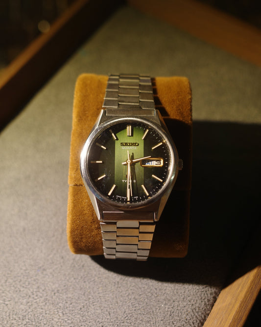 1978 Seiko type ii two tone green face quartz watch