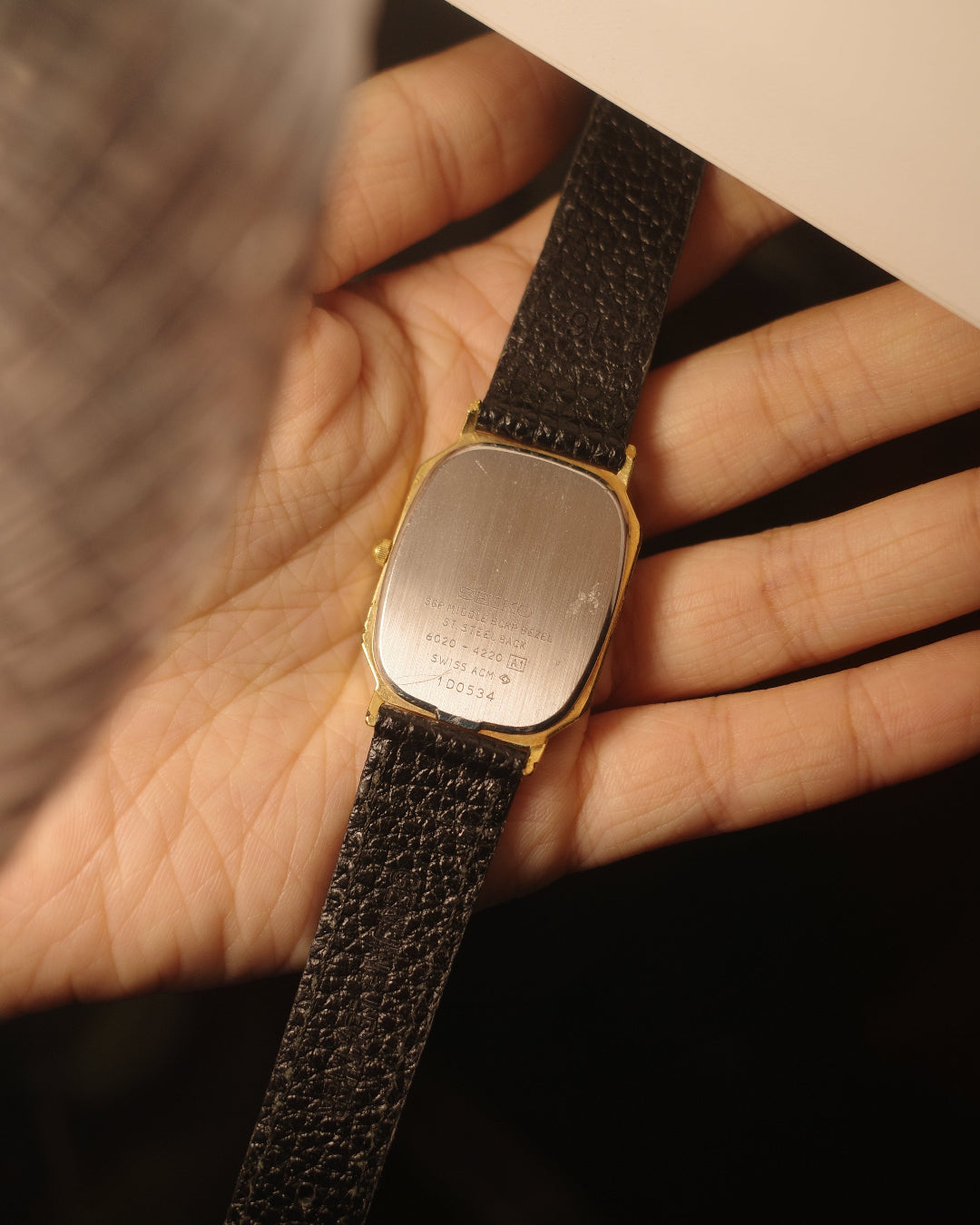 1981 Seiko Gold Plated Grey Dial Tonneau-shaped quartz watch 6020- 5220