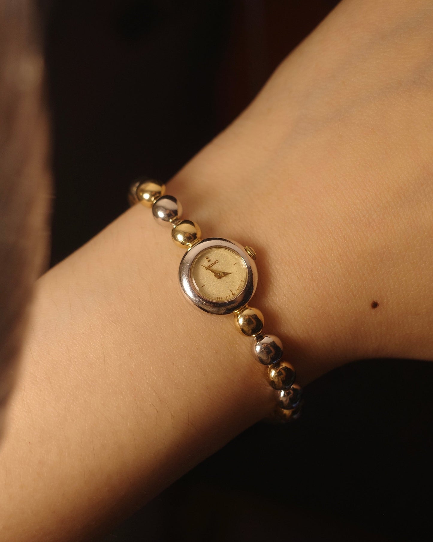 80's Seiko two tone beans bracelet quartz watch 1e20-1310