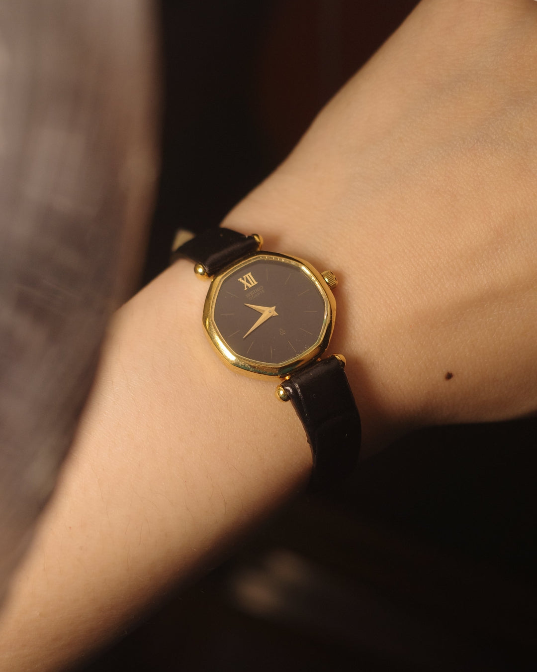 【SGP】1983 Seiko octagon black dial ladies quartz watch 1400-5250