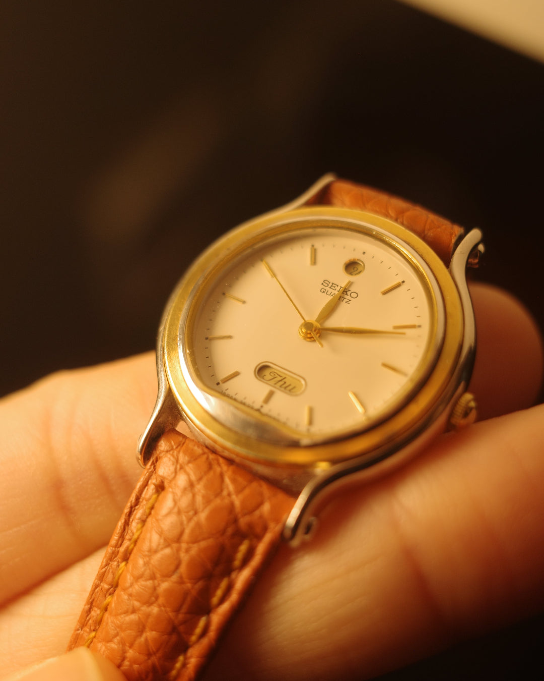 1986 seiko sq date day two tone ladies quartz watch 3e23-5000