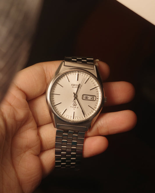 1977 Seiko Silver White dial Type II Quartz Watch 7546-8000