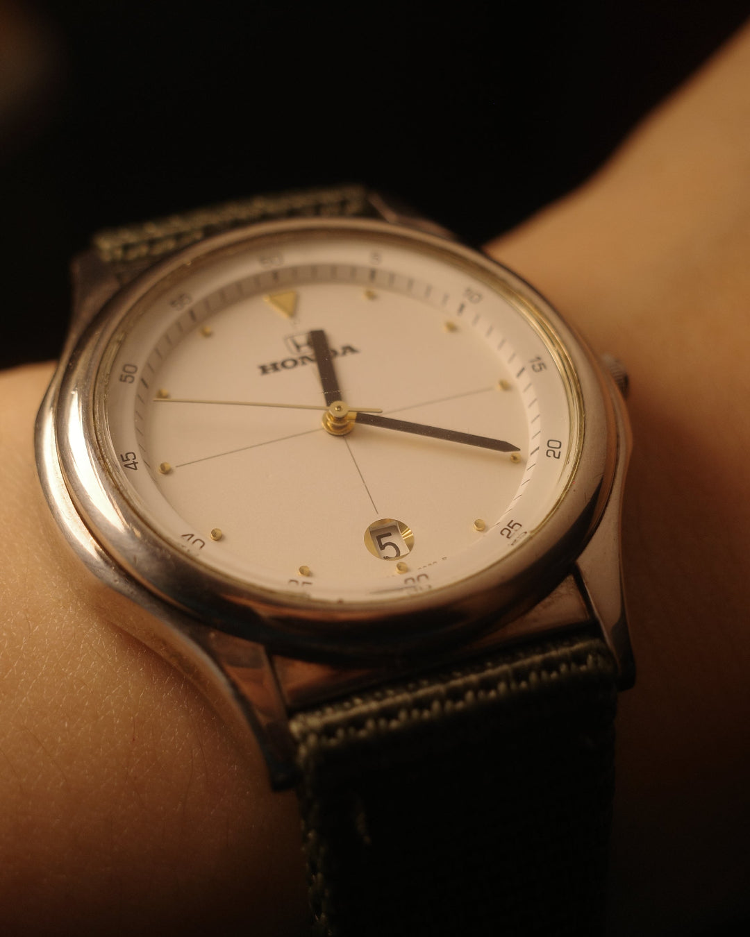 1983 Honda with green strap date Quartz watch
