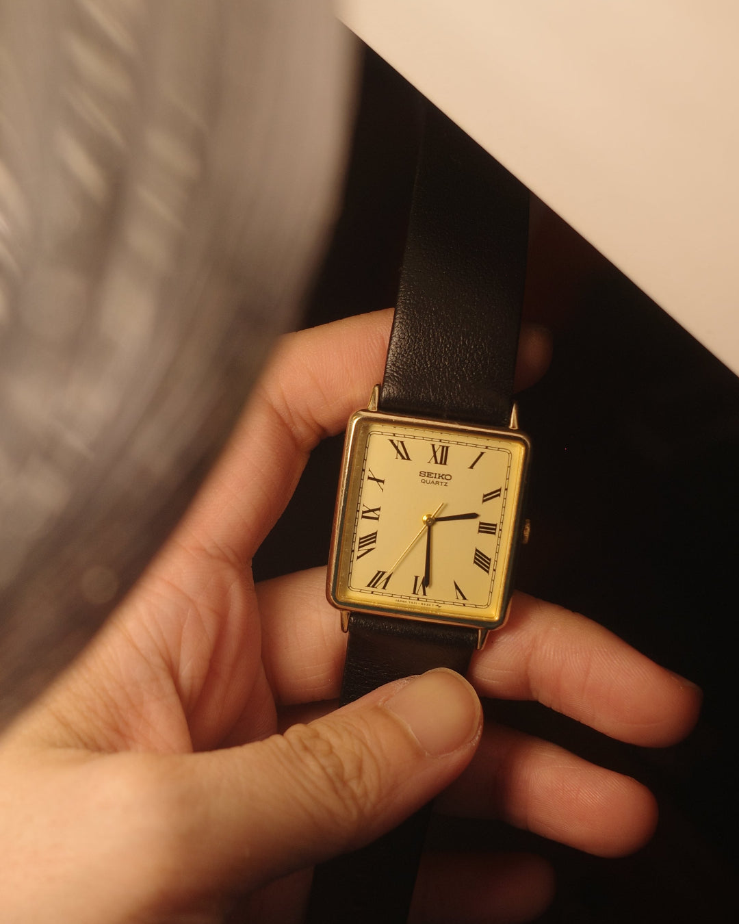 1983 Seiko roman number cream dial tank quartz watch 7431-5180