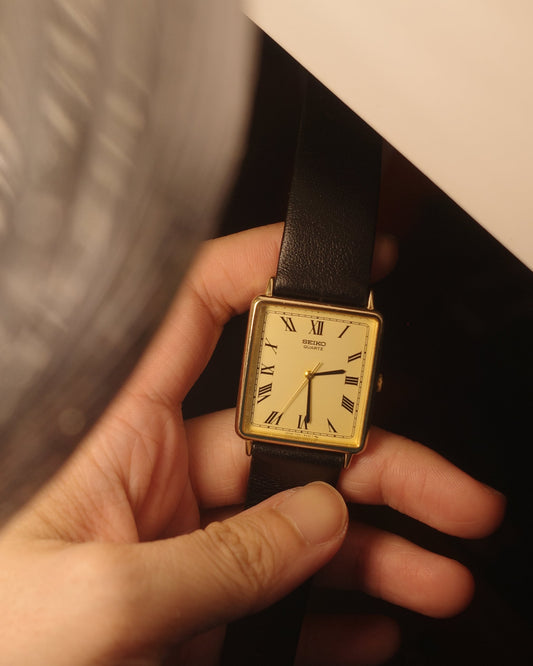1983 Seiko roman number cream dial tank quartz watch 7431-5180