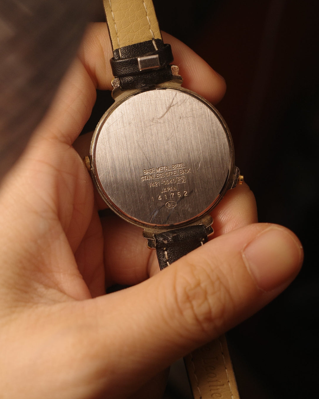 1981 Seiko Melody Music quartz watch v421-0040 - rain drops keep falling on my head