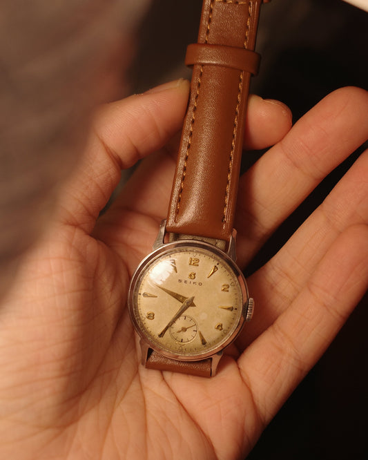 1950's Vintage Seiko S Super small second 1740 manual winding watch