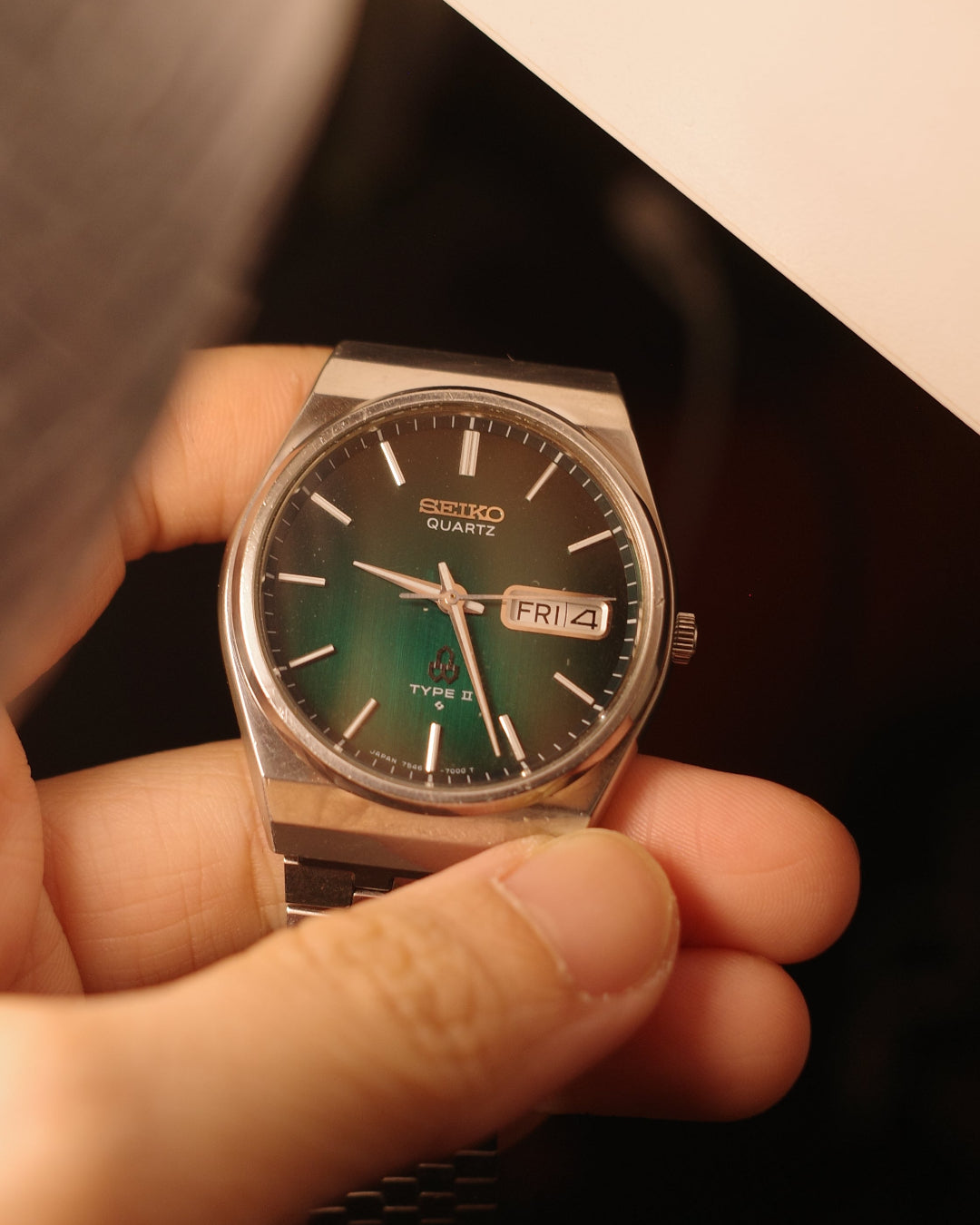 [ Rare ] 1977 Seiko Type ii gradient Green dial quartz watch 7516-7008