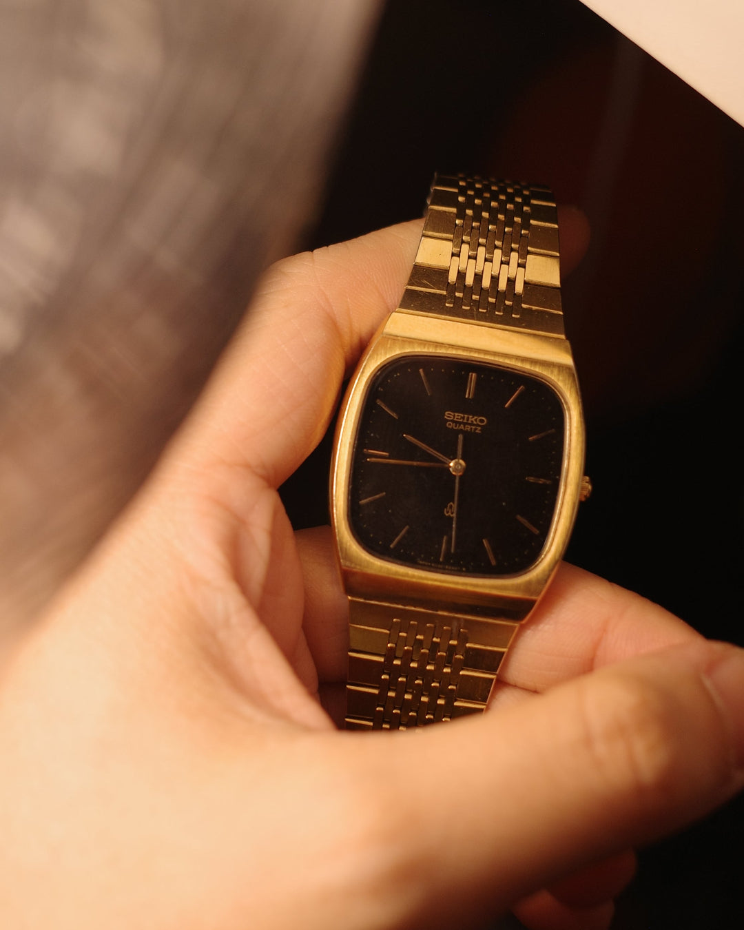 1980 Seiko gold tone TV dial Black Face quartz watch 6030-5220
