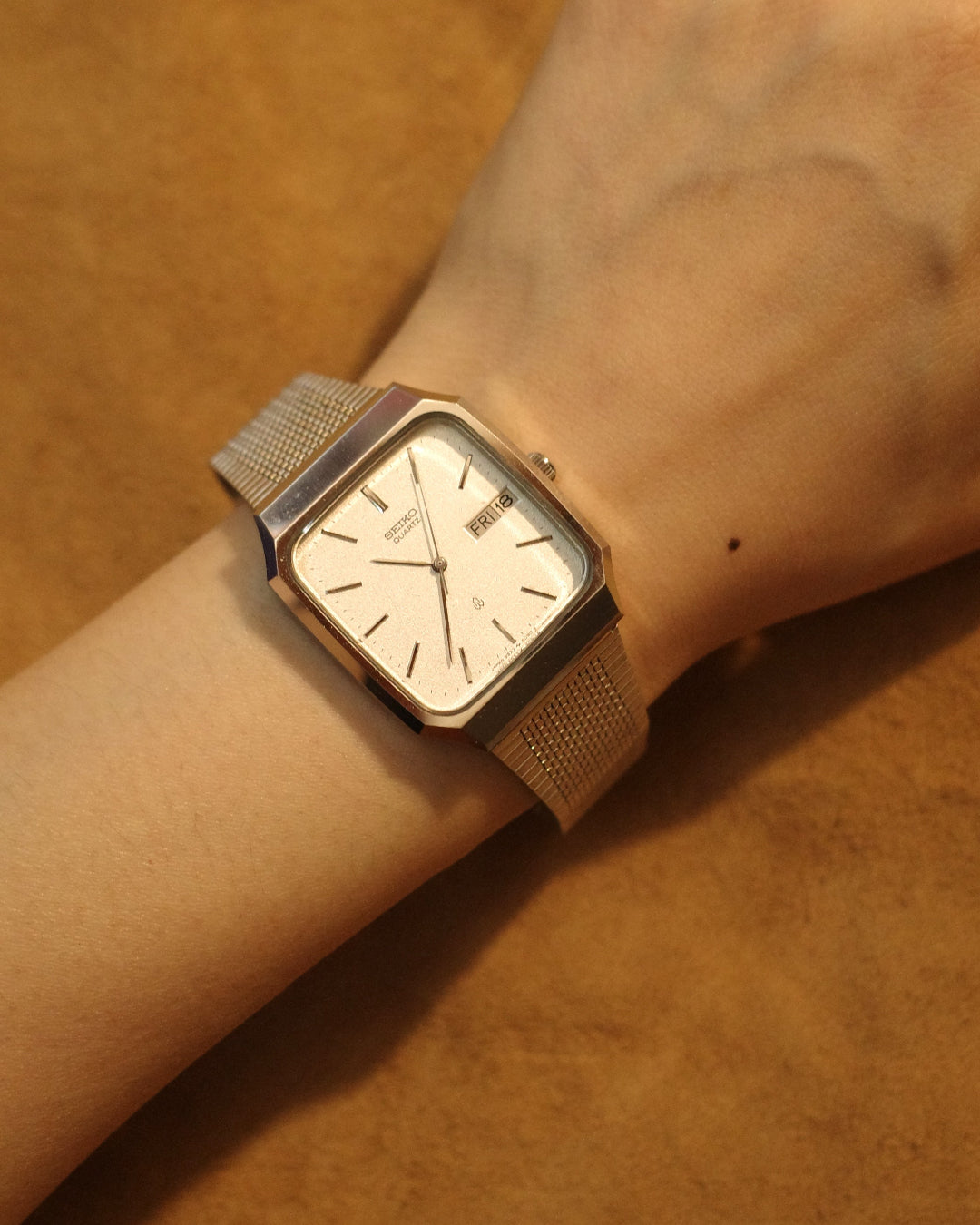 1981 Seiko octagon white Textured Dial quartz watch 5933-5080