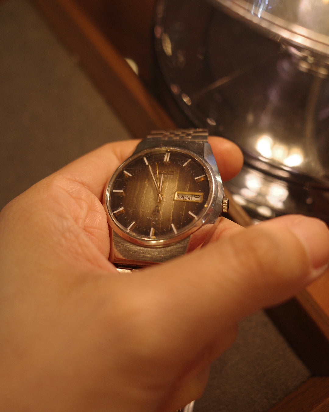 1977 Seiko type ii brown dial wood grain pattern cut glass quartz watch 4336-8060