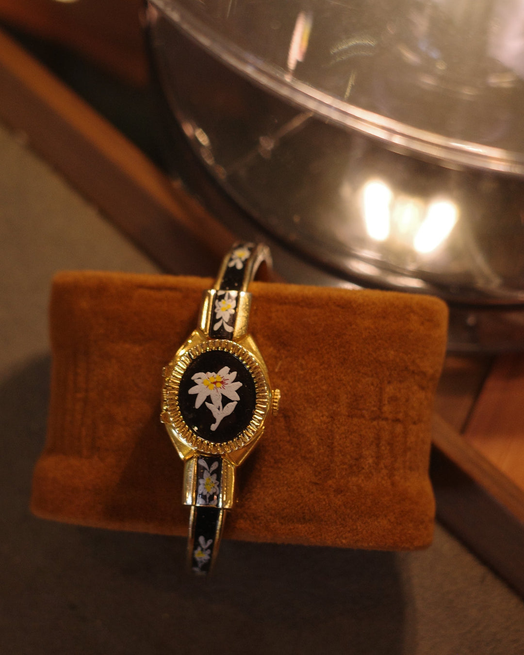 1970 nordex swiss made blue daisy bangle quartz watch