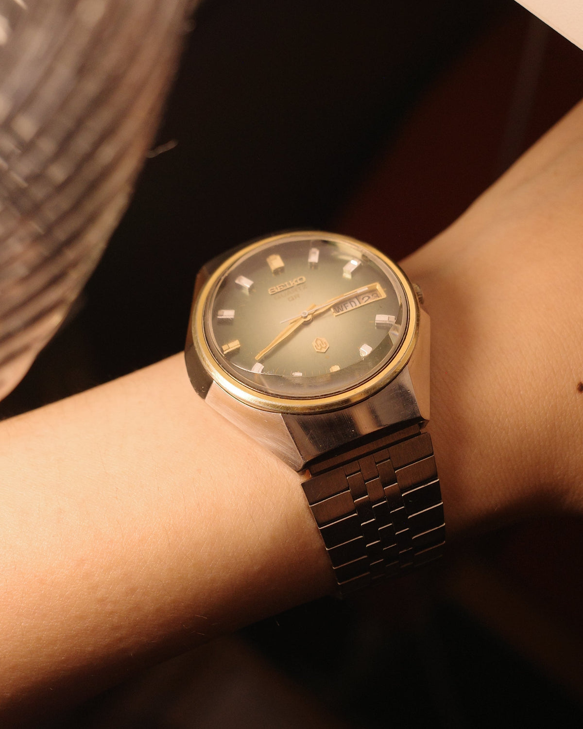 1970 seiko qr green dial pop glass quartz watch