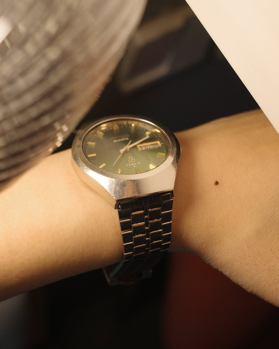 1977 seiko type ii green gradient quartz watch