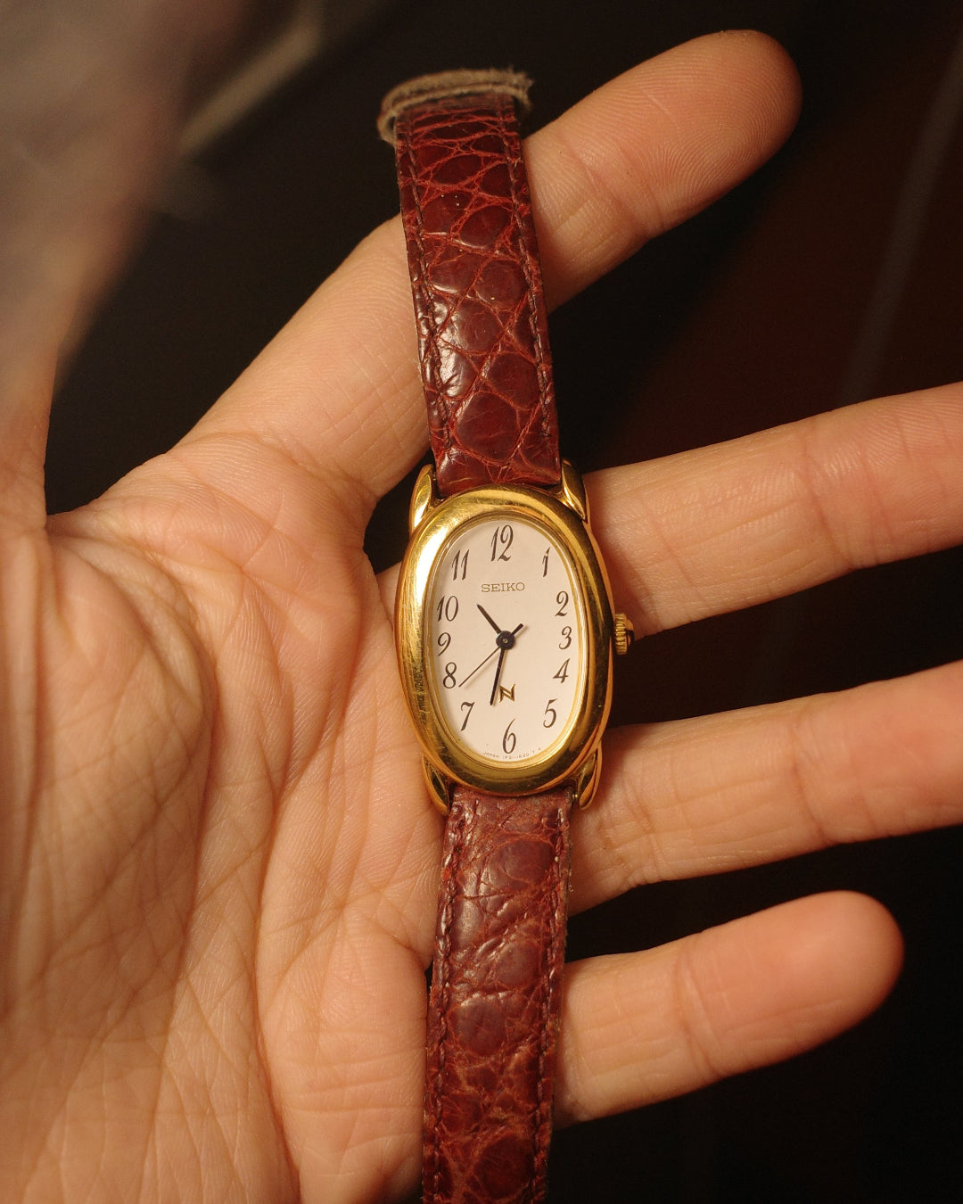 1985 Seiko cartier baignoire like quartz watch 1f21-5870