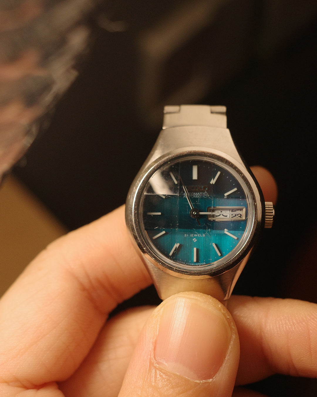 1973 Seiko blue cut glass ladies size automatic watch 2706-024c