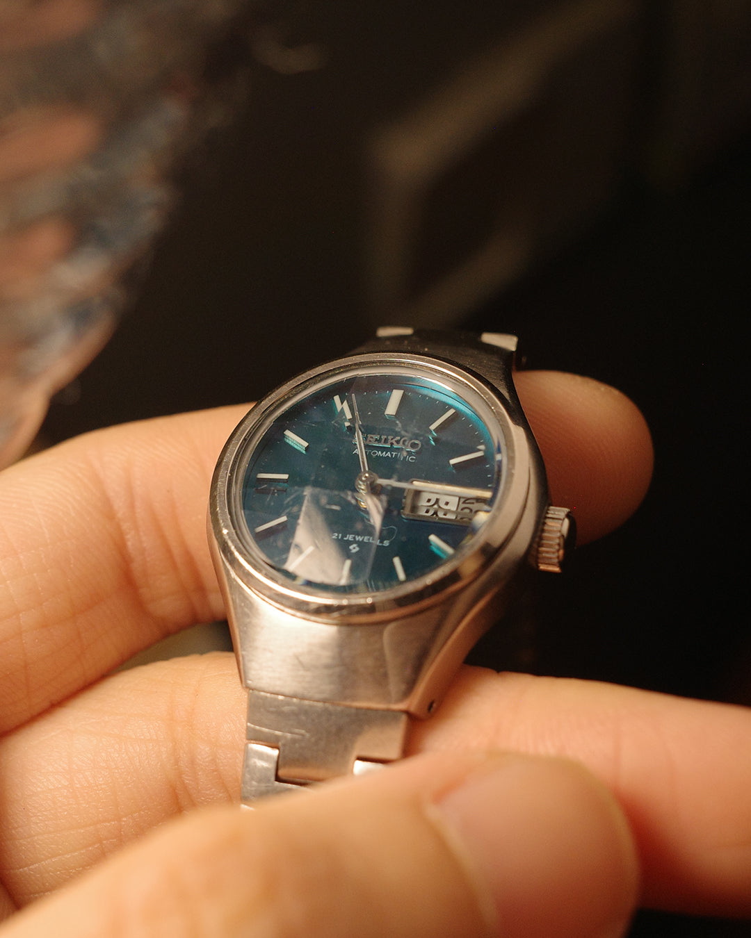 1973 Seiko blue cut glass ladies size automatic watch 2706-024c