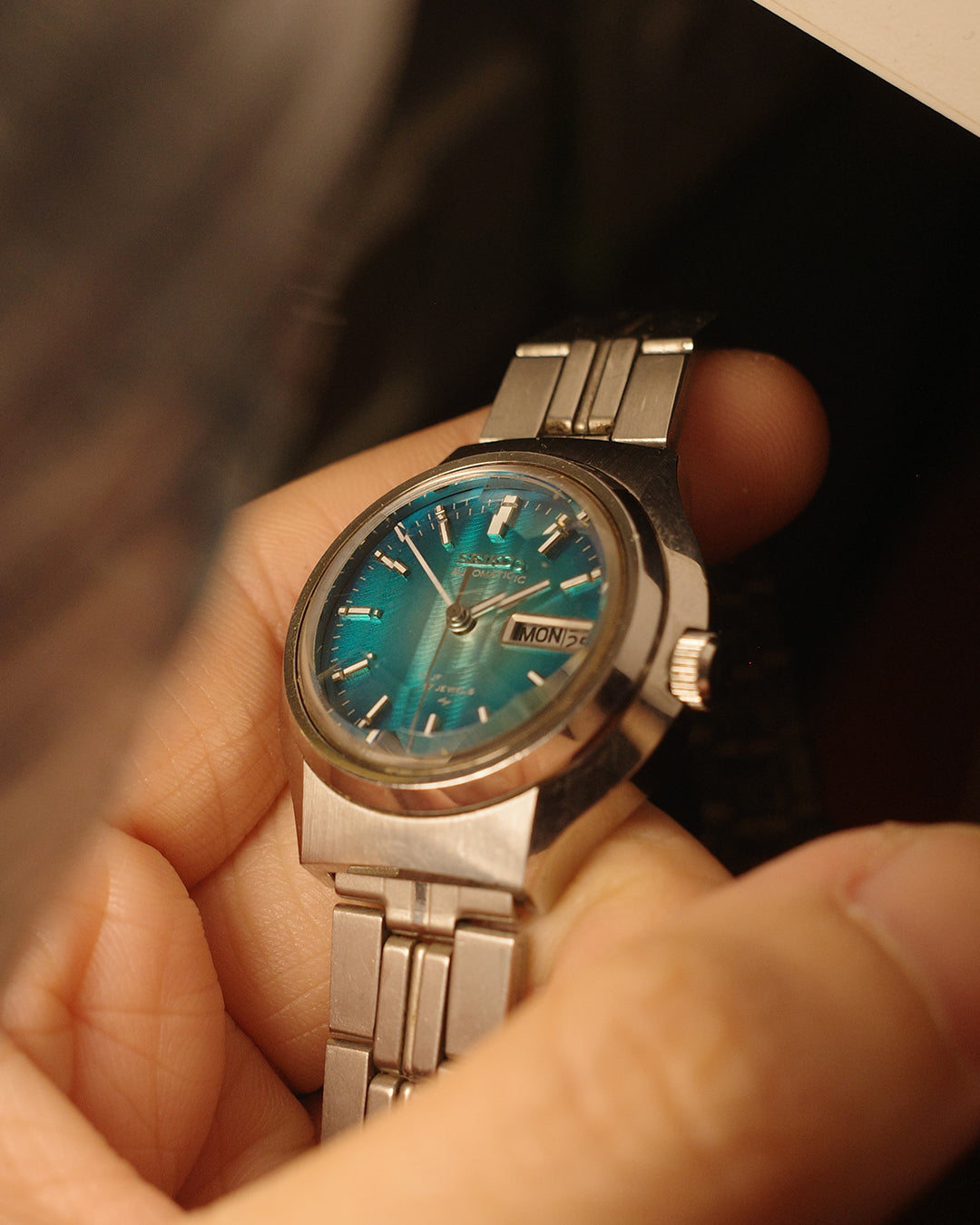 1973 Seiko green diamond cut glass ladies size automatic watch 2206-0380