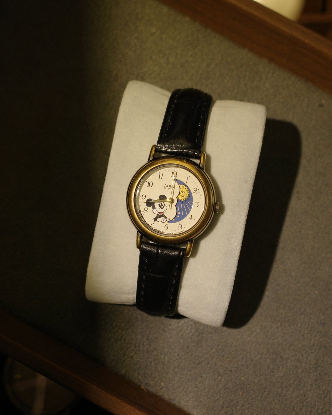 1981 Seiko Alba mickey alba sunmoon phase quartz watch v829-0060