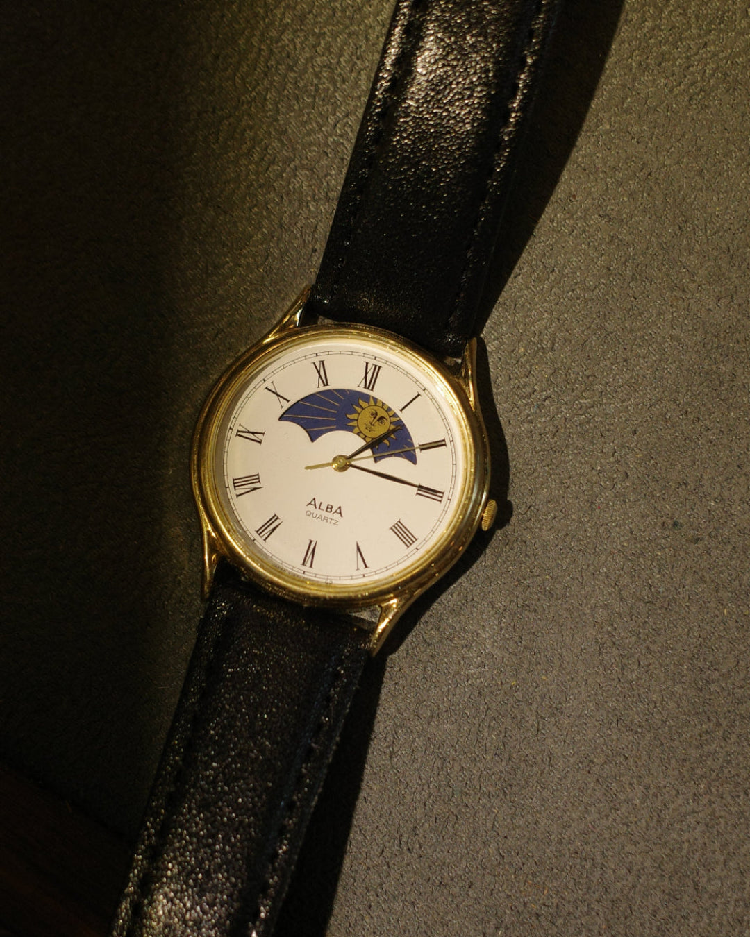 1984 Seiko Alba Sunmoon phase large face quartz watch Y145-7000