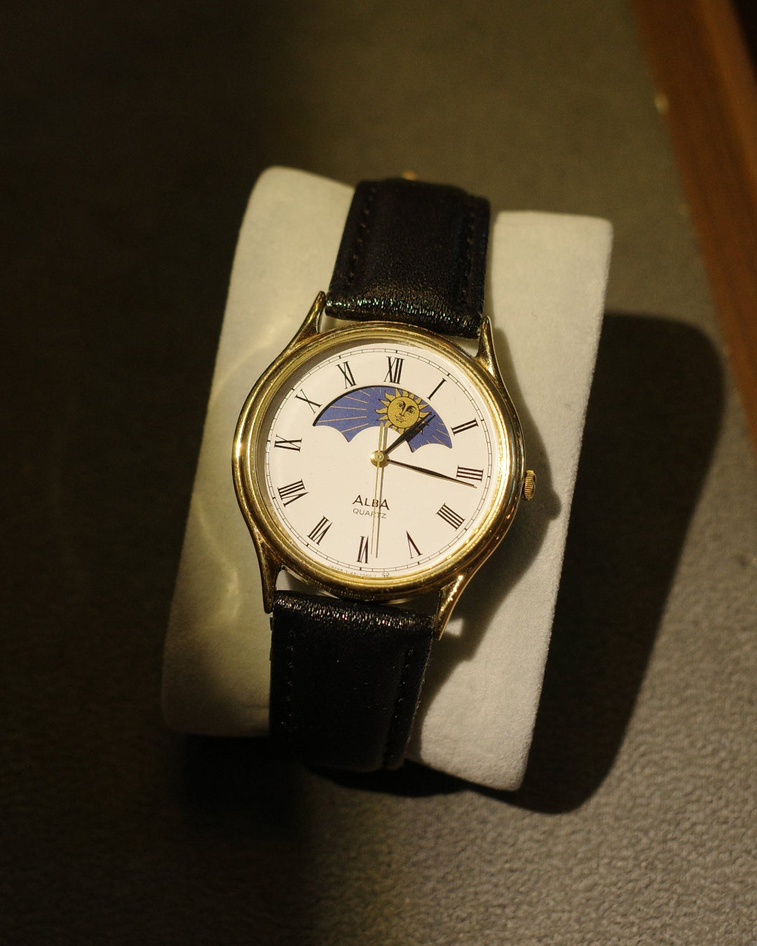 1984 Seiko Alba Sunmoon phase large face quartz watch Y145-7000
