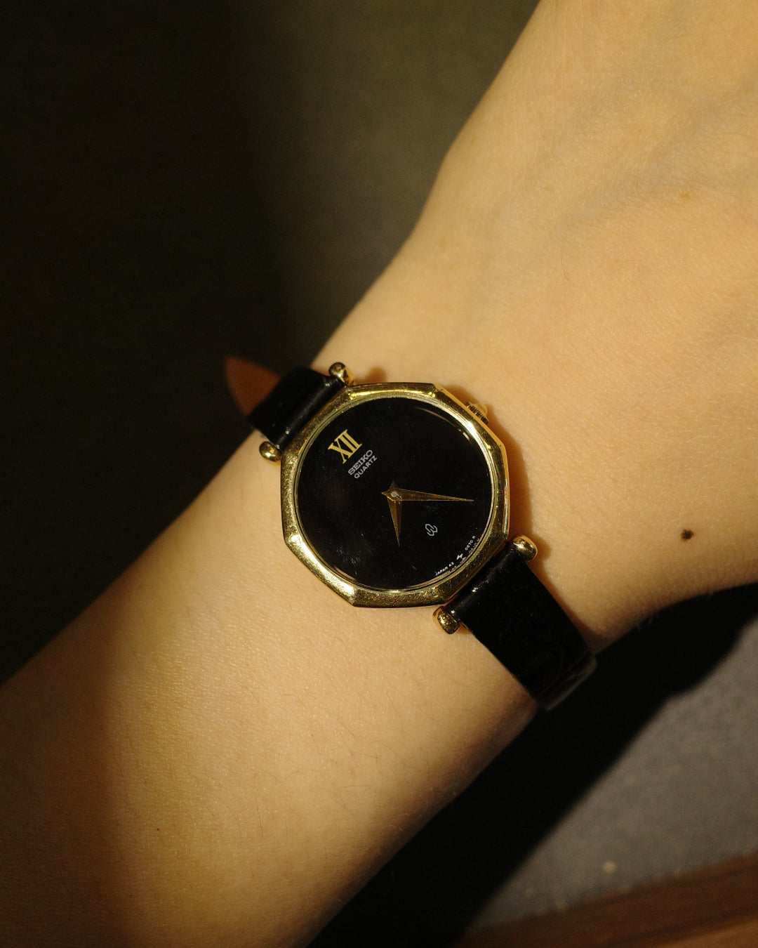 【ASGP】1987 Seiko black dial octagonal case quartz watch 43-0110