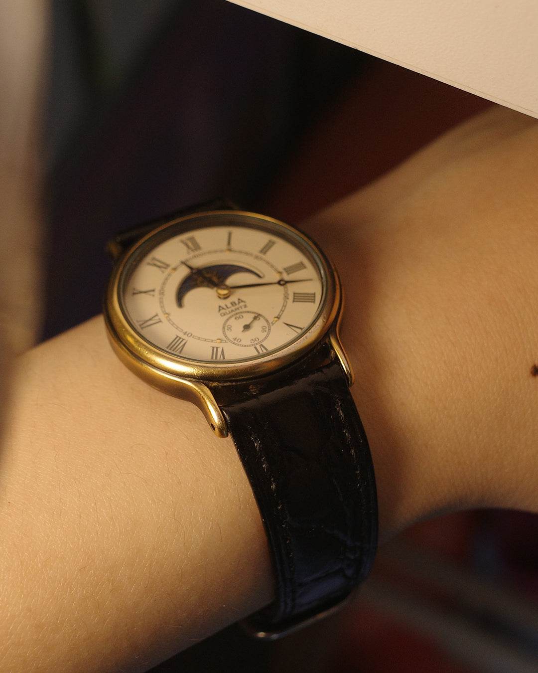 1980 Seiko alba sunmonnphase small second quartz watch v806-0050