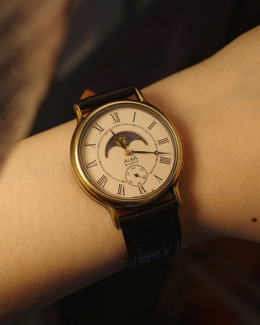 1980 Seiko alba sunmonnphase small second quartz watch v806-0050