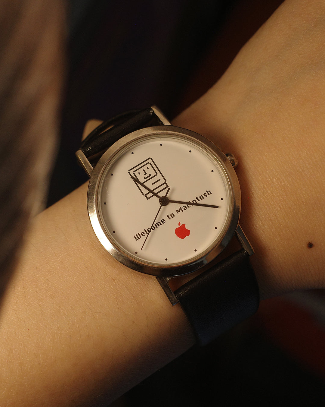 1990 apple machintosh quartz watch