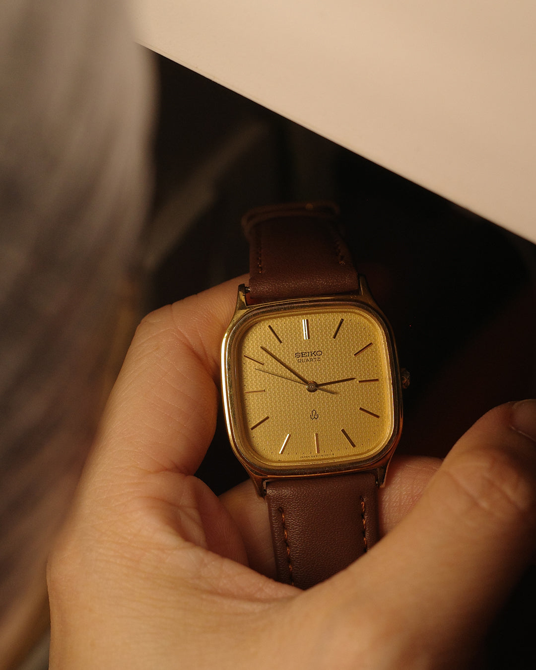 1983 Seiko TV dial gold tone yellow face quartz watch 6431-5050