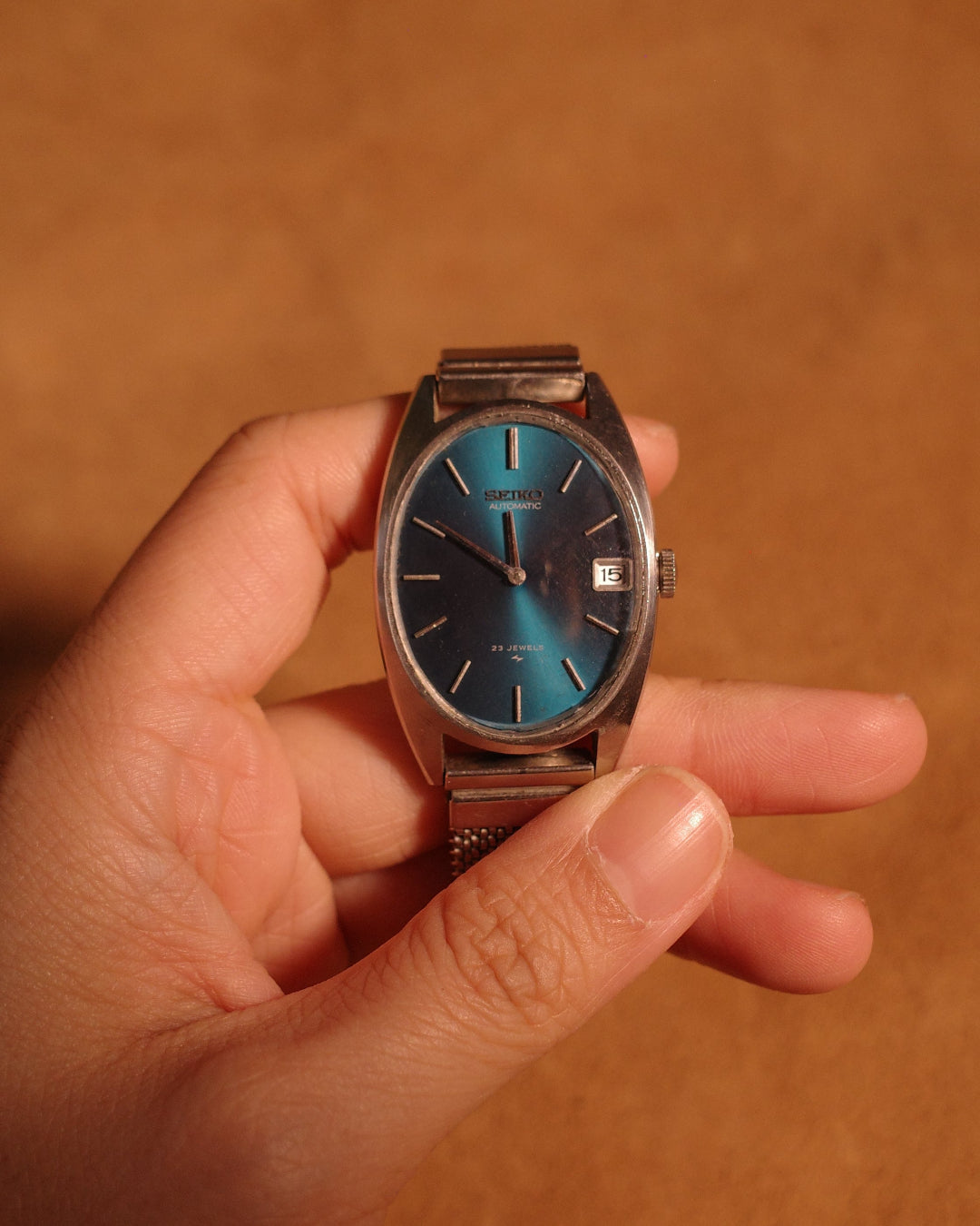 1973 Seiko Blue Comet oval shape winding watch 2418-7040