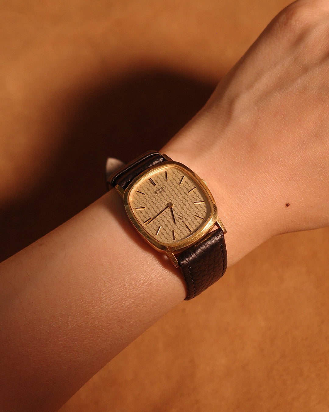 【SGP】1987 Seiko Chariot twist pattern white dial ellipse quartz watch 43-5120