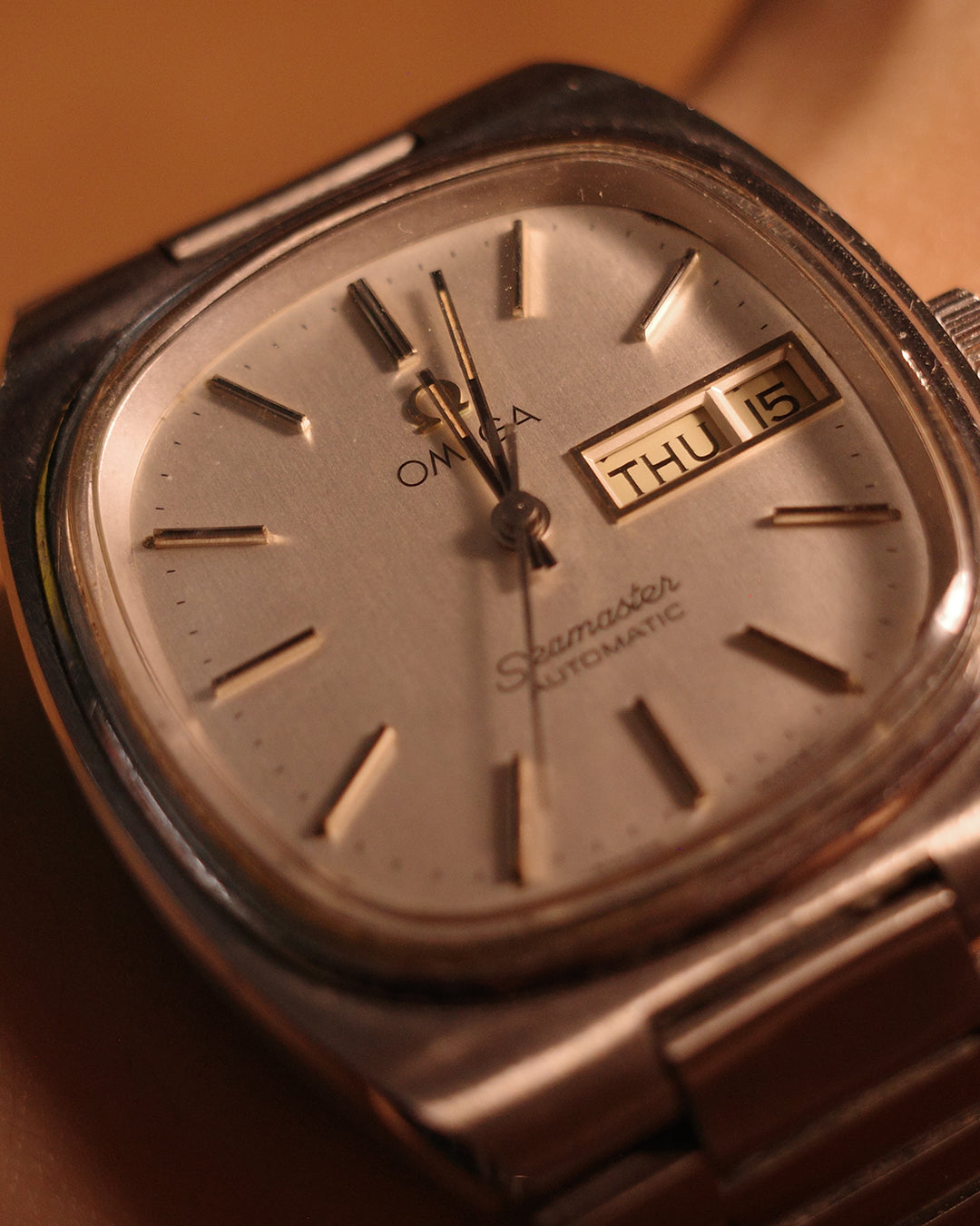 1970 Omega Seamaster TV dial automatic quartz watch movement 1020
