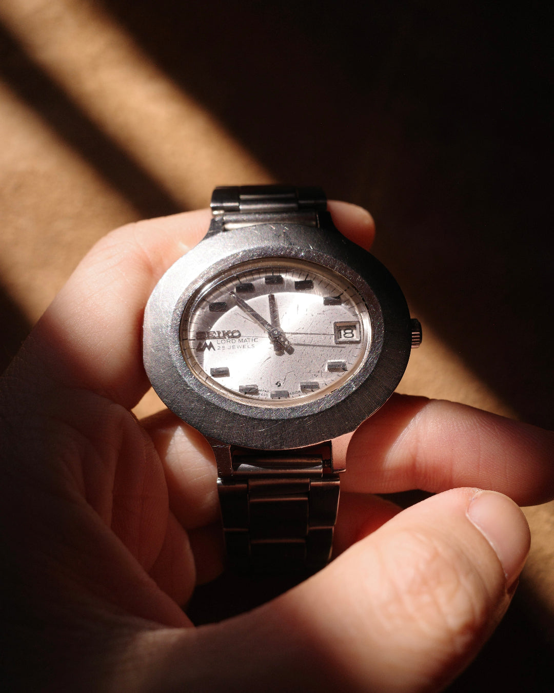 1970 Seiko LM futuristic silver tone oval shape automatic watch 5605-5010