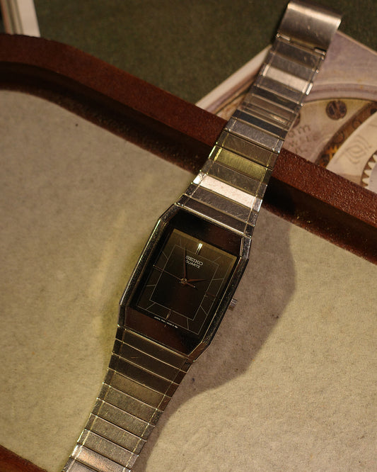 1978 Seiko Tonneau quartz Watch 7431-5360