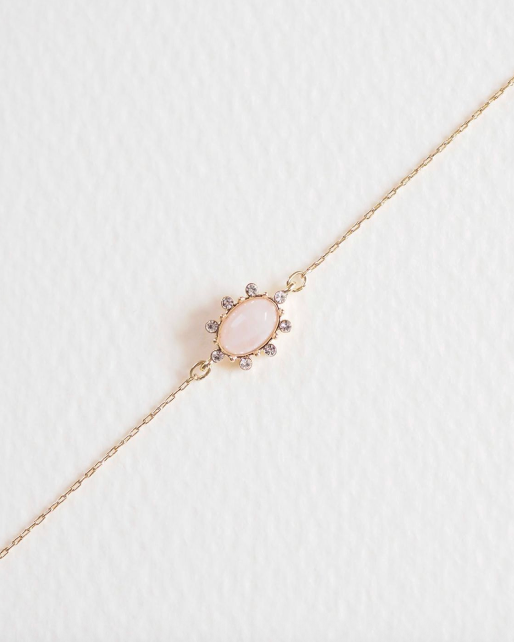 bracelet
[MUK Design Oval Collection ]Gold Tone Dreamy Stone