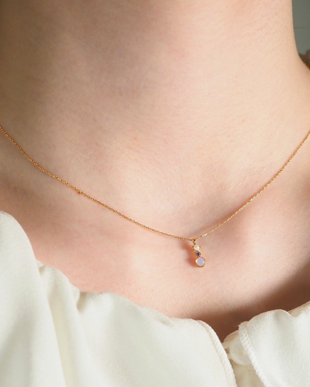 Necklace
[MUK Design ] Gold Tone Dreamy Stone